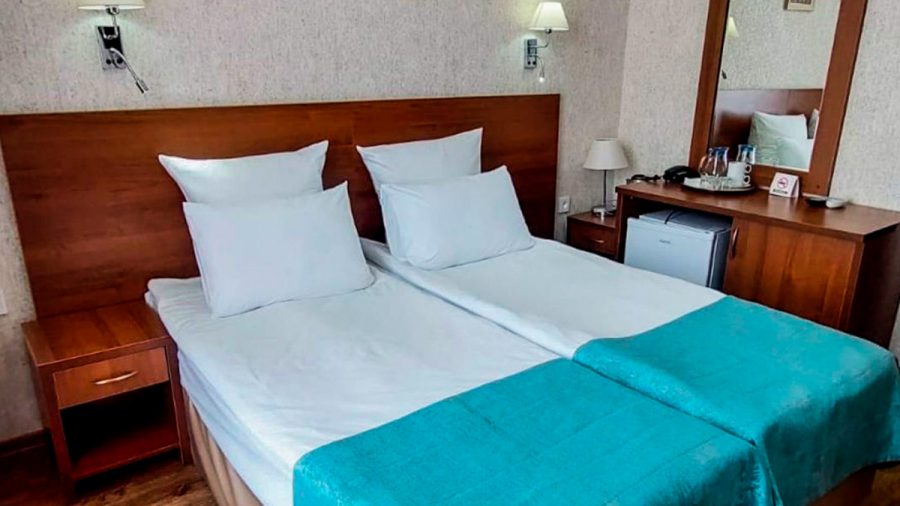 Номер стандарт в санатории Тарханы город Пятигорск - фотография