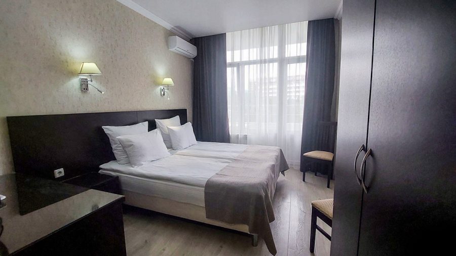 Номер стандарт в санатории Тарханы город Пятигорск - фотография