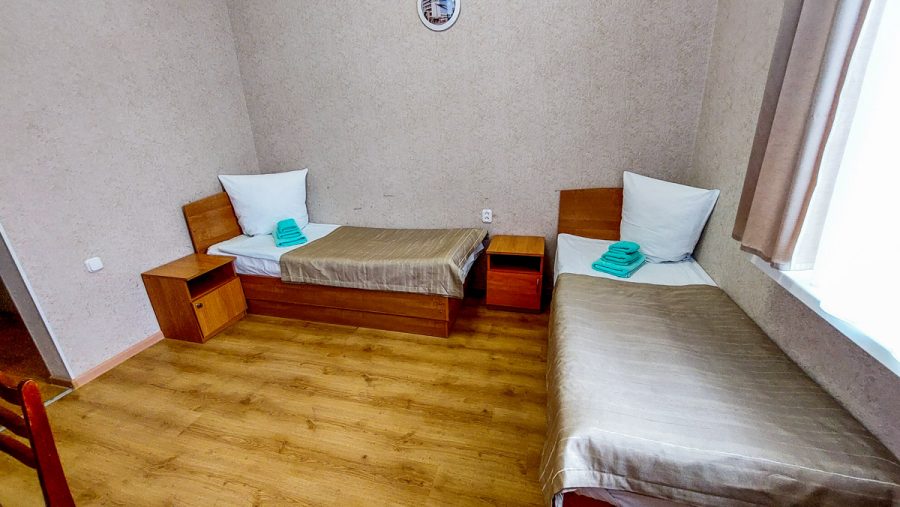 Номер эконом в санатории Тарханы город Пятигорск - фотография