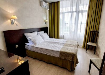 Номер стандарт в санатории Тарханы город Пятигорск - фотография